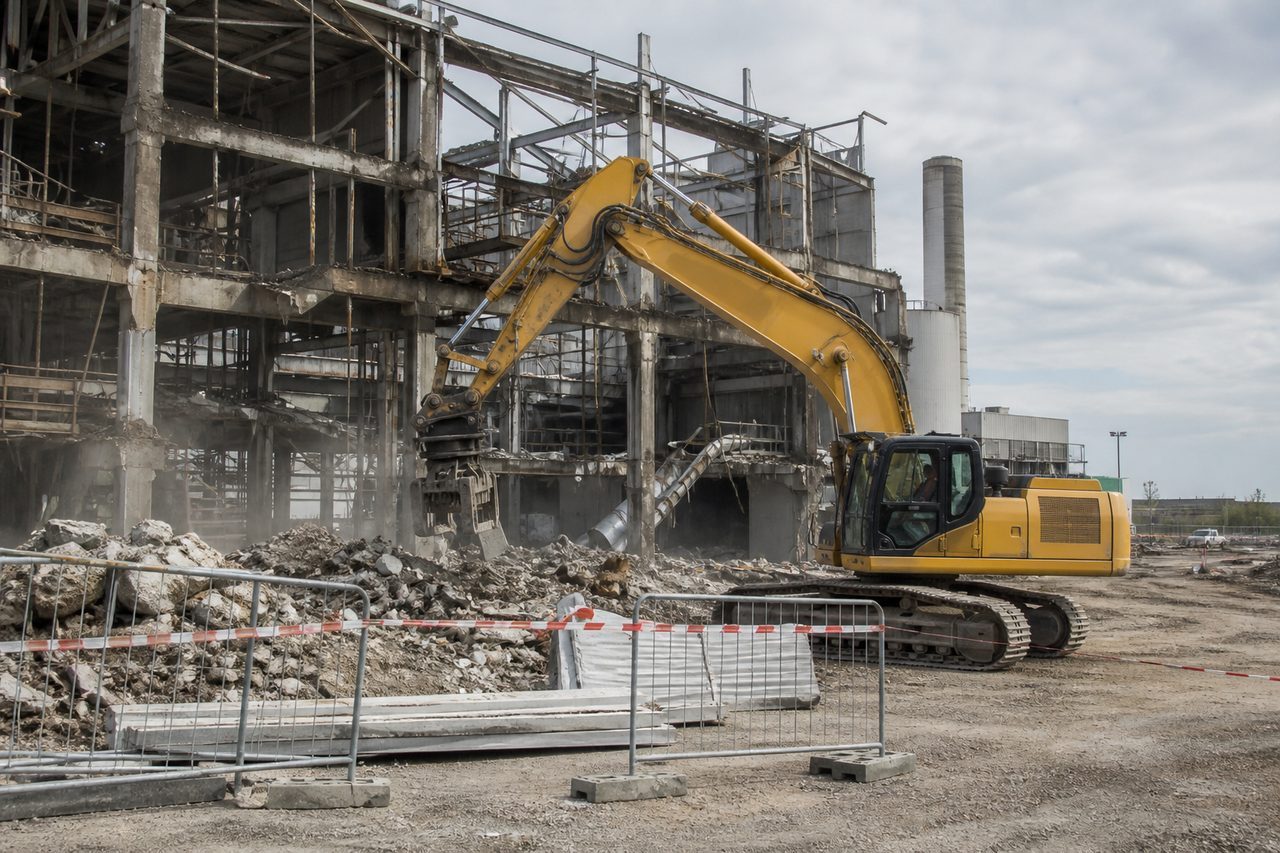 Démolition industrielle : méthode, contraintes et points de contrôle